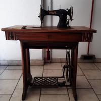 Macchina da cucire vintage