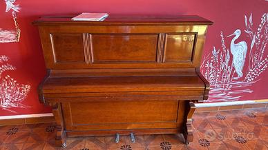 Pianoforte Verticale Vintage/Antico in Legno