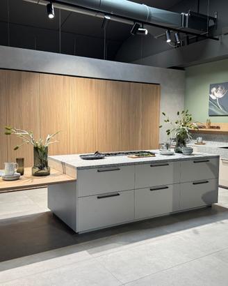 Cucina con isola di altissima qualità outlet expo