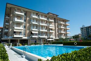 Frontemare,piscina,monoloc.,vista strada,pz Milano