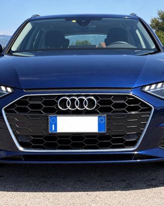 AUDI A4  AVANT  4.0 S-LINE MHEV 204CV