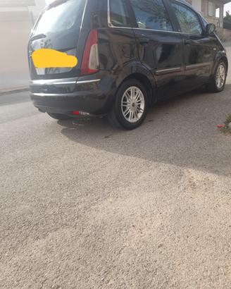 lancia musa 1.3 multijet anno 2012