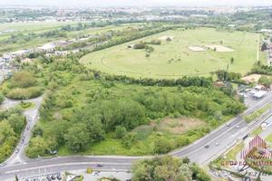 Terreno di 212000 m² a Roma