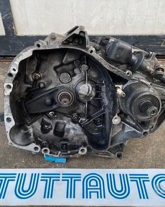 Cambio Renault Clio 2003 1149CC benzina D7FG7 kw43