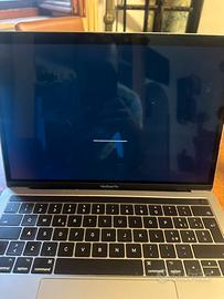 MacBook Pro Retina Touchbar 13" 2017 DIFETTO Leggi