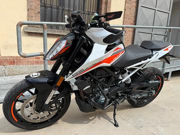Ktm 390 duke 2022