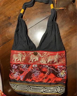 Borsa Afro nuova