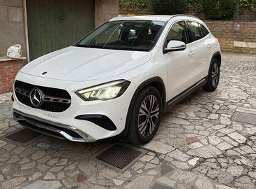 Mercedes Benz GLA 180D Automatic Progressive Advan