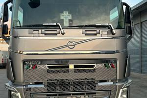 AUTO TRENO VOLVO FH 62R-540 + RIMORCHIO CARMOSINO