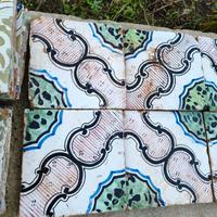 8 mattonelle maioliche