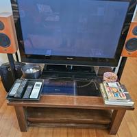 Tavolino con televisore pioneer