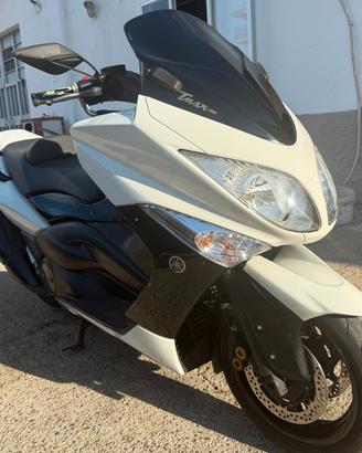 Yamaha T Max 500