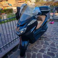 scooter Yamaha Majesty 400 anno 2009 