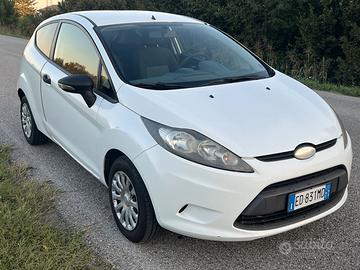 AUTOCARRO FORD FIESTA 1.6 TDCI