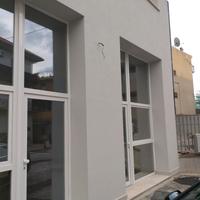 Locale uso ufficio - negozio