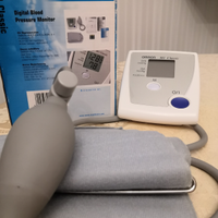 Misuratore di pressione arteriosa Omron