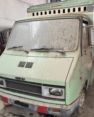 Fiat 242 autocarro