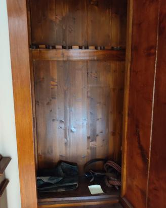 Armadio Porta Armi Artigianale in Legno Massiccio
