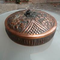 RAME VECCHIA ELEGANTE SCATOLA TONDA