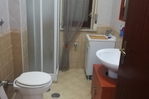 Appartamento arredato al primo piano