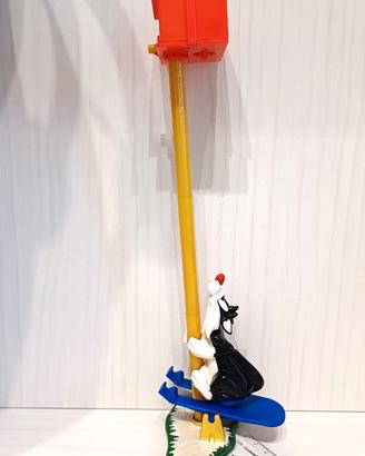 Gatto Silvestro e Titti gadget sorprese Kinder