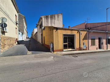 Casa indipendente con possibilità sopraelevazione