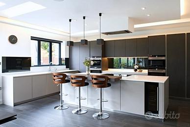 Cucina Lin.330 cm / Su progettazione Da Fabbrica