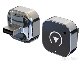 Adattatore wireless universale per auto comodo