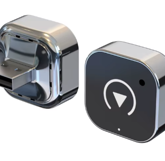 Adattatore wireless universale per auto comodo