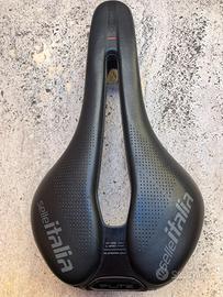 Selle Italia Flite in carbonio