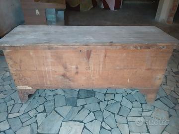 Cassettone in legno