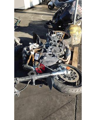 A Motore completo di Mv Agusta Brutale 800 2022