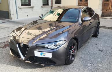 Alfa Romeo Giulia 2.2 Turbodiesel 160 CV AT8 Execu