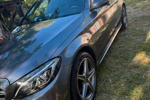 Mercedes c220 4matic del 2018