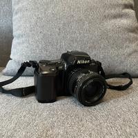 Nikon F-601 Usata con obiettivo 35-70