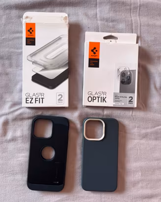 Accessori Cover Vetrino iPhone 13 Pro Spigen