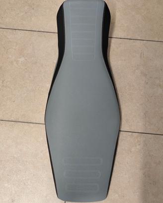 SELLA RIALZATA AUSTIN PINK ORIGINALE CFMOTO 450 MT