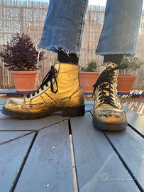 Stivaletti dorati in tela oXs