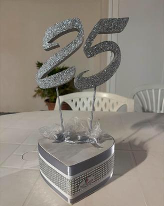 Topper a forma di cuore numero 25 glitter argento