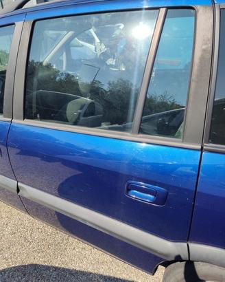Porta posteriore sinistra OPEL ZAFIRA del 2003