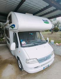 Camper mansardato