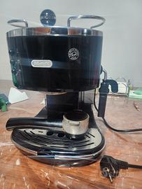 Macchinetta caffè Delonghi guasta