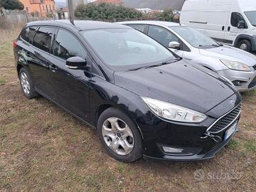 FORD Focus SW 1.0 T. problemi motore