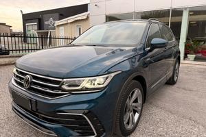 VOLKSWAGEN Tiguan 2.0 TDI 150 CV SCR DSG R-Line