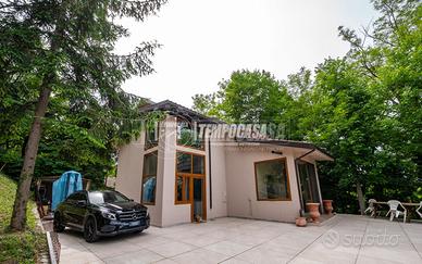 Villa indipendente con giardino