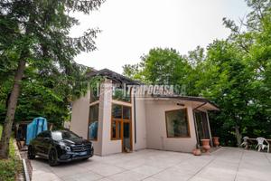 Villa indipendente con giardino