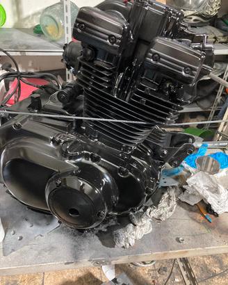 motore suzuki 250