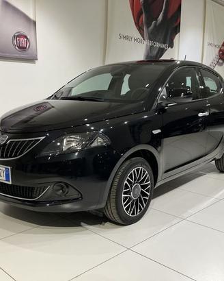 Lancia Ypsilon 1.0 FireFly 5 porte S&S Hybrid...