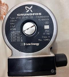 Pompa Circolatore Grundfos UPS0 25-65