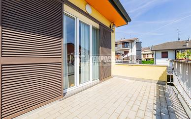 4 LOCALI SEMI INDIPENDENTE COMPLETAMENTE NUOVO CON